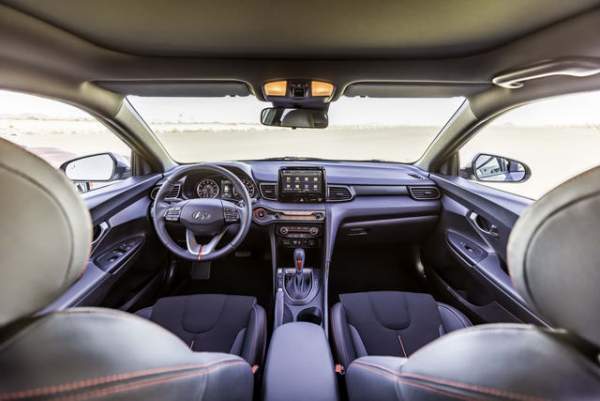 Hyundai Veloster 2019 thế hệ hoàn toàn mới xuất hiện 3