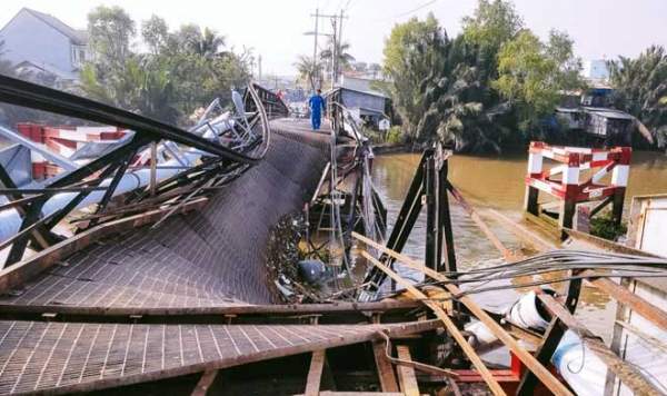 Khắc phục “thần tốc” cầu Long Kiểng sập do xe tải "đè" ở Sài Gòn 14