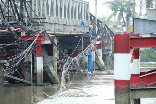 Khắc phục “thần tốc” cầu Long Kiểng sập do xe tải "đè" ở Sài Gòn 10