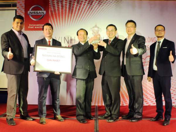Nissan Việt Nam vinh danh Đại lý có hoạt động hài lòng khách hàng tốt nhất