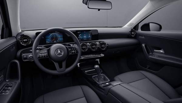 Ngắm Mercedes A-Class 2019 phiên bản base thấp nhất 3