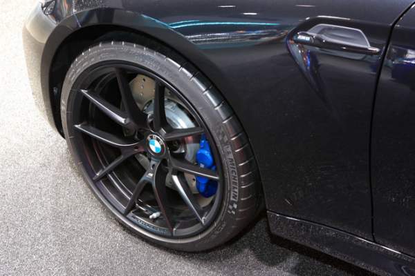 BMW ra mắt với bản độ "cực ngầu" cho M2 Coupe 8