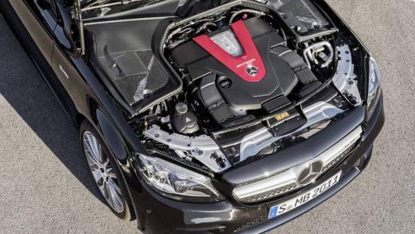Ngắm nhìn Mercedes-Benz C43 AMG 201 trình làng trước ngày ra mắt 3