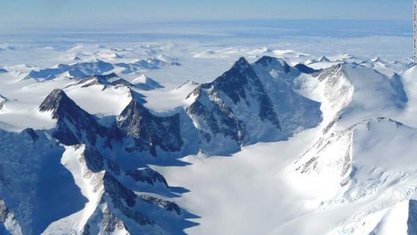 Những phát hiện chấn động chưa có lời giải ở Nam Cực 2