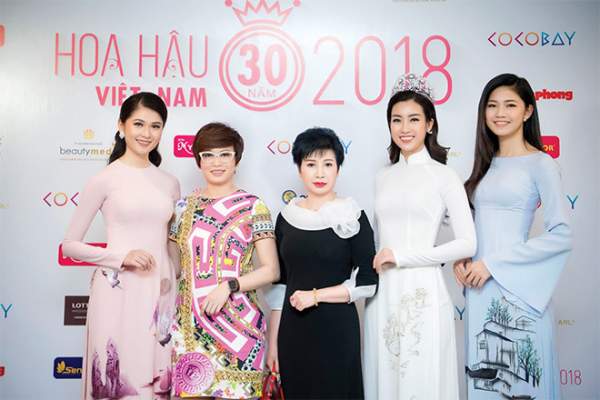 Cố vấn sắc đẹp Hoa hậu Việt Nam 2018 trẻ xinh khó ngờ ở tuổi 50 5