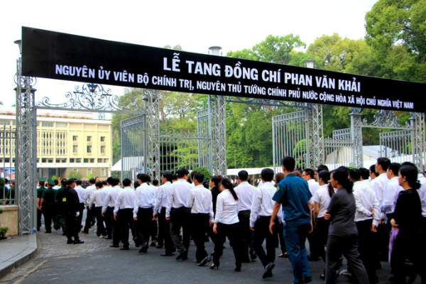 Cố Thủ tướng Phan Văn Khải đang trên đường về đất mẹ 28