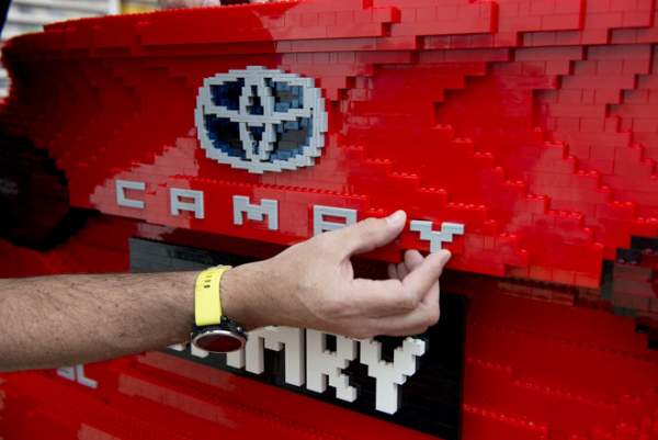 Chiêm ngưỡng mô hình Lego Toyota Camry 6