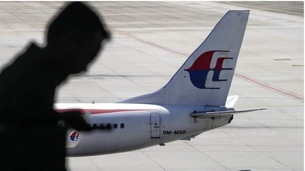 MH370: Người đang vung số tiền khổng lồ mỗi ngày để tìm kiếm là ai? 2