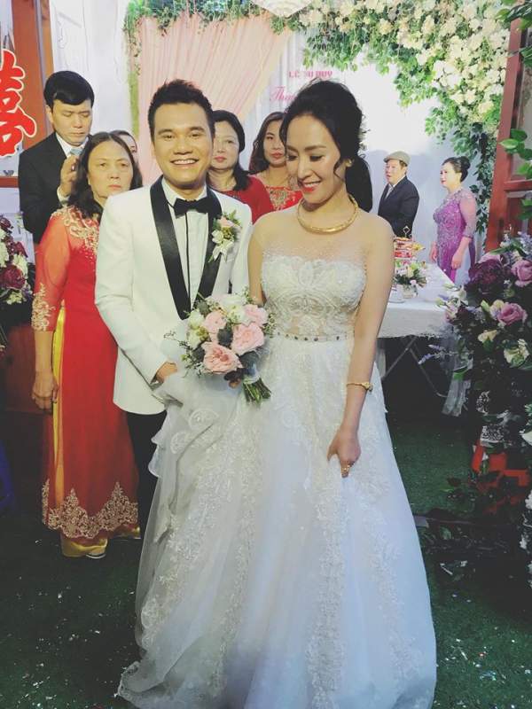 Vợ DJ nóng bỏng của Khắc Việt xinh đẹp rạng ngời trong lễ rước dâu 6