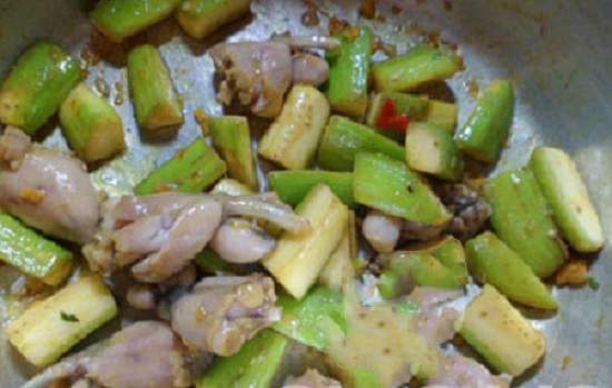 Cách nấu ếch om chuối đậu cực ngon đãi cả nhà ngày mát 5