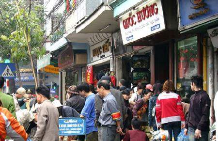 Làm sao để tìm được những cửa hàng bán giò chả ngon ở Hà Nội trong dịp Tết?