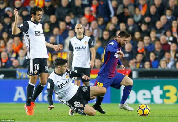 Vượt qua nỗi đau Champions League, Barcelona có thắng nổi Valencia? 2