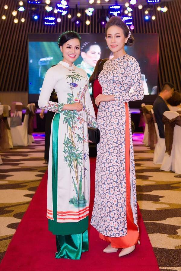 Nữ Hoàng Trần Huyền Nhung diện áo dài của NTK Ngọc Hân đi event hoa hậu quý bà. 4