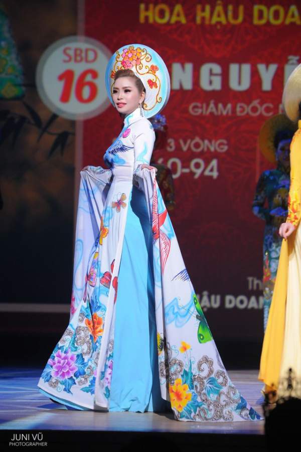 Vũ Thanh Thảo đăng quang Á hậu 1 tại Hoa hậu Doanh Nhân Hoàn Vũ 2018 7