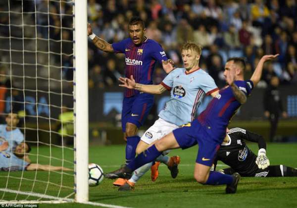 Chơi thiếu người, Barcelona hòa thất vọng Celta Vigo 2