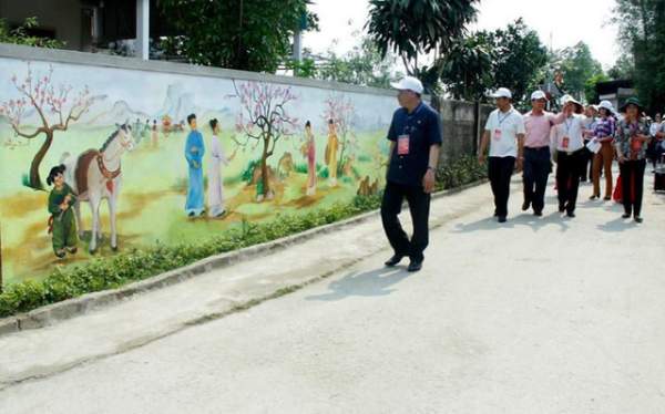 Độc đáo con đường bích họa trên quê hương Đại thi hào Nguyễn Du 7