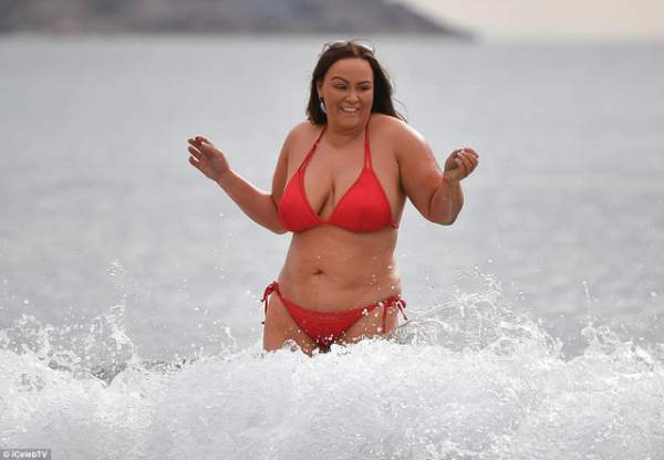 Ngôi sao người Anh tự tin diện bikini sau hành trình giảm cân vất vả 3