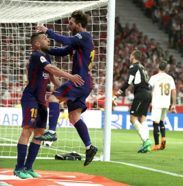 Những khoảnh khắc Barcelona “vùi dập” Sevilla để vô địch Cúp Nhà vua 17
