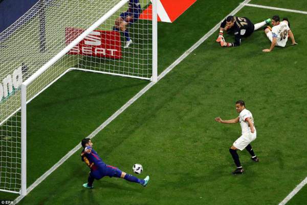 Những khoảnh khắc Barcelona “vùi dập” Sevilla để vô địch Cúp Nhà vua 18