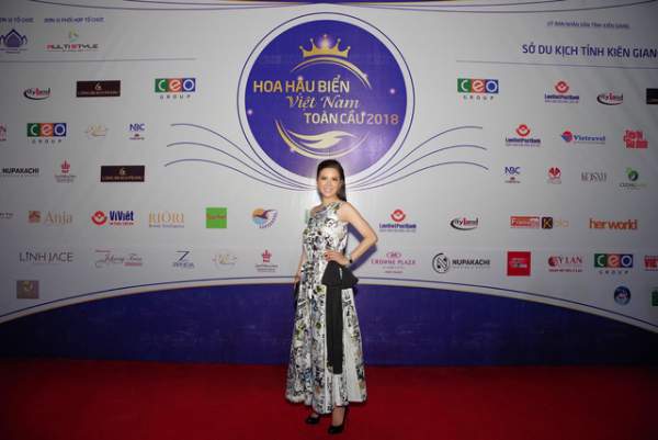 Ca sĩ Đinh Hiền Anh lộng lẫy tại đêm chung kết Hoa hậu Biển Việt Nam Toàn cầu 3