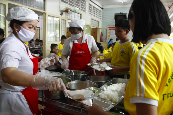 Các trường tiểu học bán trú ở Đắk Lắk tiếp cận phần mềm Dự án Bữa ăn học đường 3