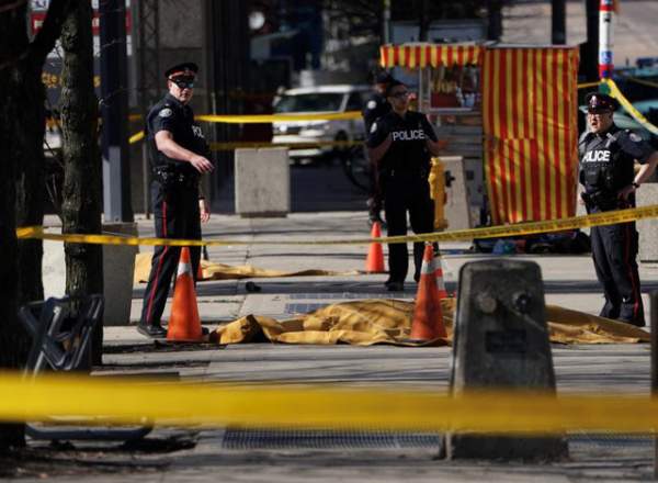 Tấn công bằng xe tải ở Canada, ít nhất 10 người chết