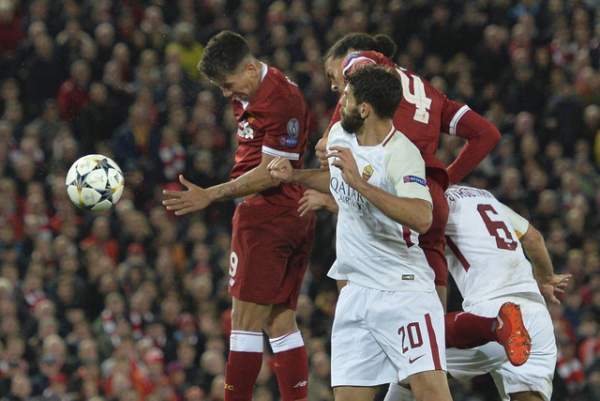 Những khoảnh khắc ấn tượng trong chiến thắng của Liverpool trước AS Roma 18