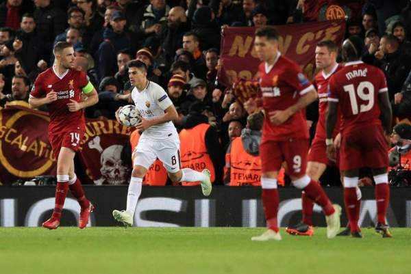 Những khoảnh khắc ấn tượng trong chiến thắng của Liverpool trước AS Roma 21