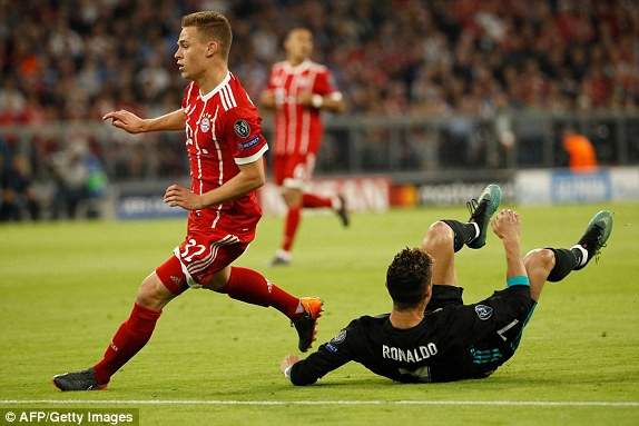Bayern Munich 1-2 Real Madrid: Cú ngược dòng ngoạn mục 11