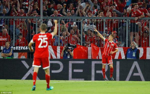 Những khoảnh khắc Real Madrid hạ gục Bayern Munich tại Đức 19