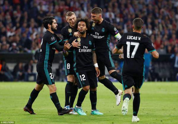 Những khoảnh khắc Real Madrid hạ gục Bayern Munich tại Đức 11