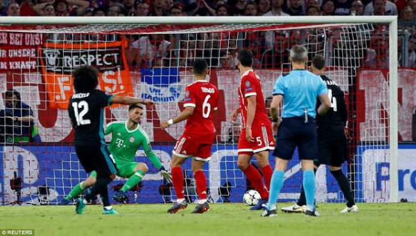 Những khoảnh khắc Real Madrid hạ gục Bayern Munich tại Đức 10
