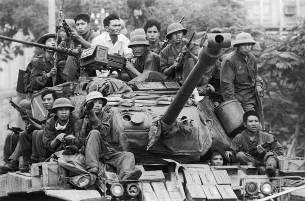 48 giờ cuối cùng của chiến tranh Việt Nam 13
