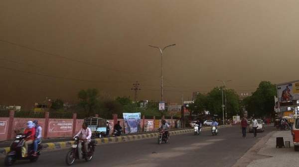 Bão cát kinh hoàng "nuốt chửng" Tây Bắc Ấn Độ, hơn 80 người thiệt mạng 2