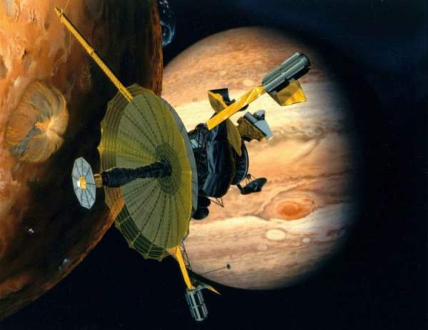 Vệ tinh đã chết của NASA tìm ra những dấu vết cực kỳ quan trọng của sự sống trên Europa 2