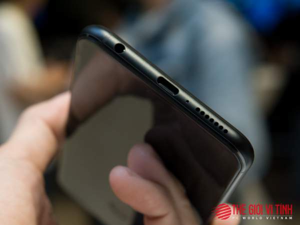 Asus ZenFone 5 giá 7,99 triệu đồng, bán độc quyền tại FPT Shop 6