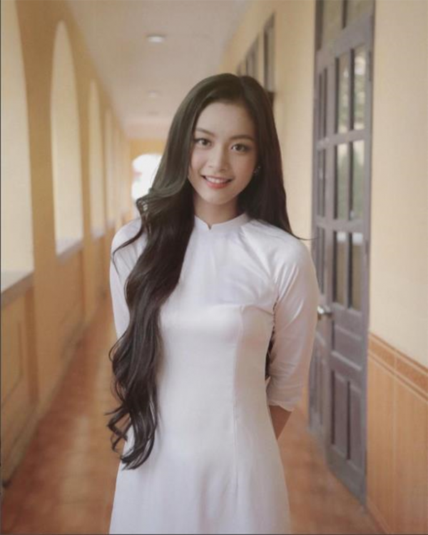 Nữ sinh Việt tại Pháp học giỏi, xinh đẹp “gây thương nhớ” 3