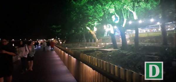 Thích thú với đường đi bộ bên sông Hương tuyệt đẹp về đêm 8