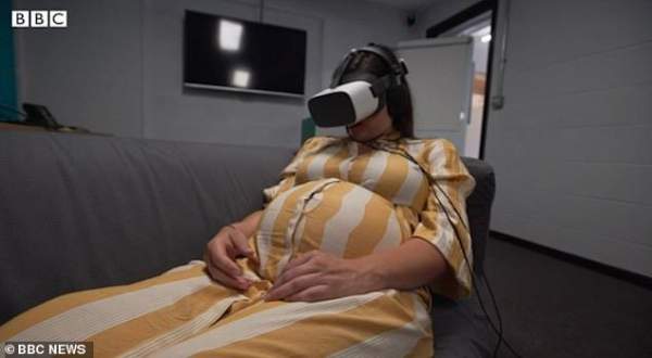 Thiết bị thực tế ảo giúp phụ nữ giảm cơn đau đẻ