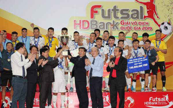 Giải futsal HDBank Vô địch quốc gia ngày càng hấp dẫn 3