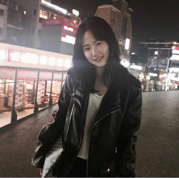 Nữ cầu thủ người Hàn Quốc sở hữu gương mặt trẻ thơ gây “sốt” mạng 5