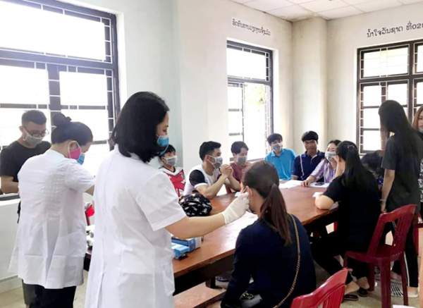 ĐH Quảng Bình: Gần 2 nghìn SV quay lại trường sau 1 tháng nghỉ phòng dịch 2