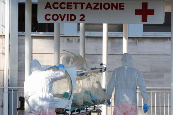 Italia: 349 người chết, hơn 3.200 người mắc Covid-19 trong ngày