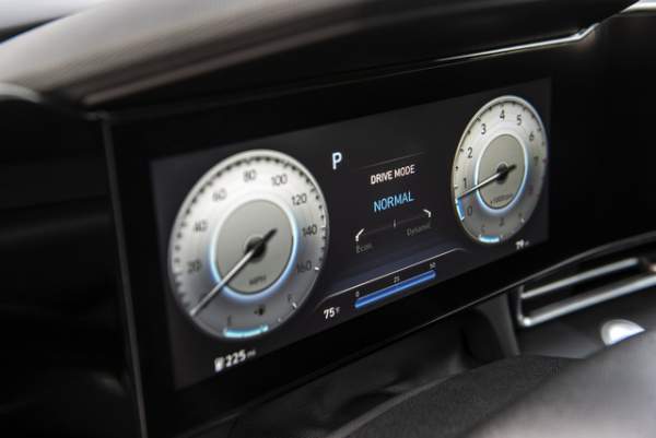 Cận cảnh Hyundai Elantra thế hệ mới vừa ra mắt - Làn gió lạ 24