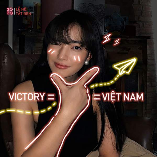 Bạn trẻ truyền thông điệp “Việt Nam chiến thắng” trong Giờ Trái đất khác lạ