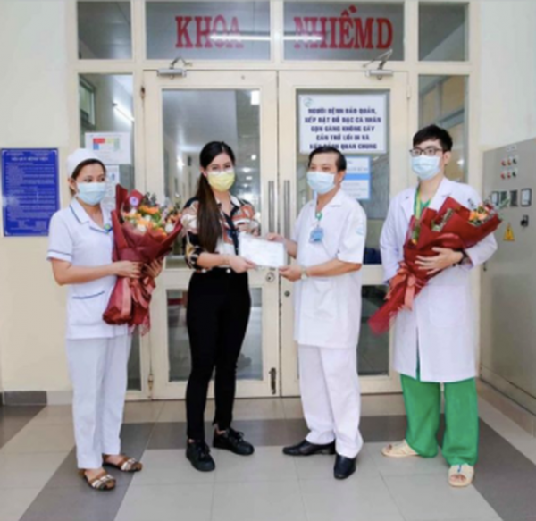 Tiên Nguyễn được chữa khỏi Covid-19, quyết dồn sức hoạt động từ thiện 2