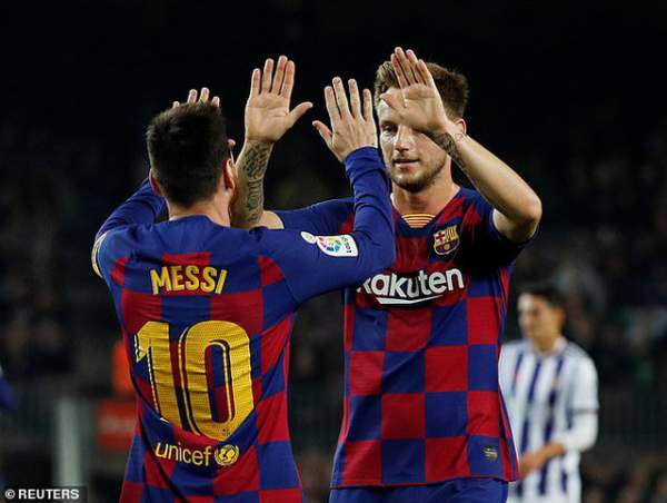 Đăng ảnh "vượt mặt" Messi, Rakitic hết đường ở lại Barcelona 2