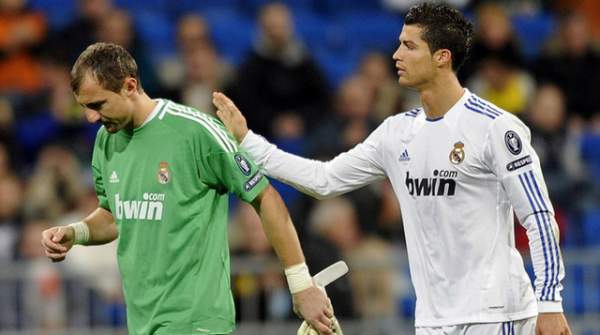 Cựu ngôi sao Real Madrid nói xấu cả Messi lẫn C.Ronaldo 2