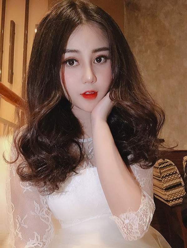 Nữ sinh Quảng Bình, Tây Ninh... dậy thì quá xinh tới mức bị bạn bè nghi thẩm mỹ 19