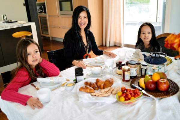 Cuộc sống bình yên của Diva Hồng Nhung cùng cặp song sinh tại biệt thự ở Mỹ 7
